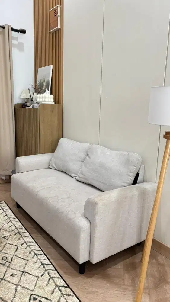 Sofa 2 seater masih bagus bgt