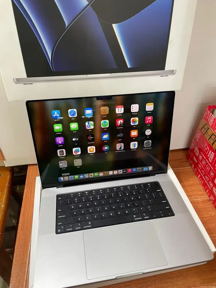 (IBOX) MACBOOK PRO M2 PRO 16-inc 16GB/1TB silver second like new resmi