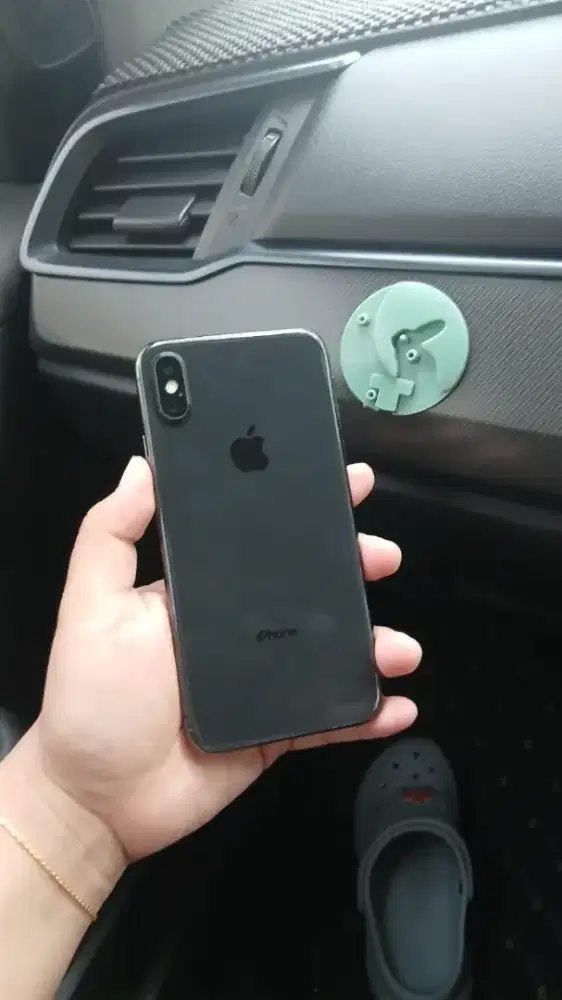 Dijual Iphone X 64GB Ibox full set