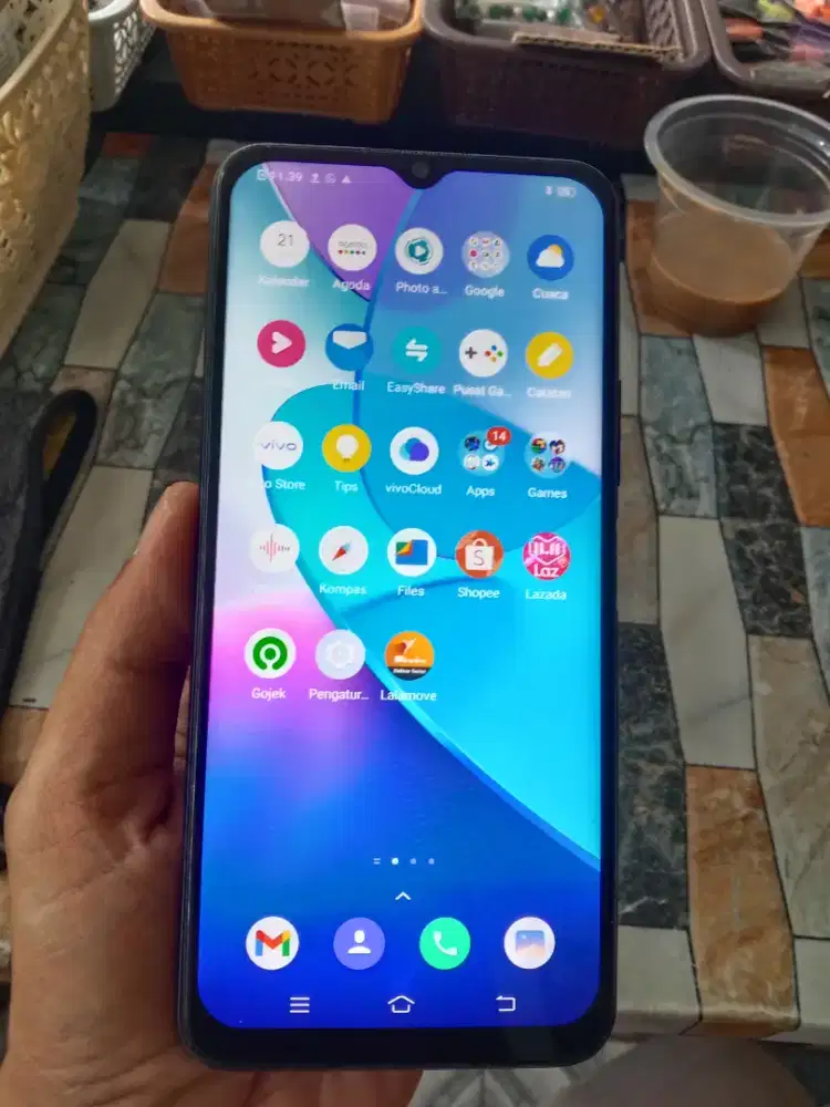 Vivo V  2029 Ram 8 /128