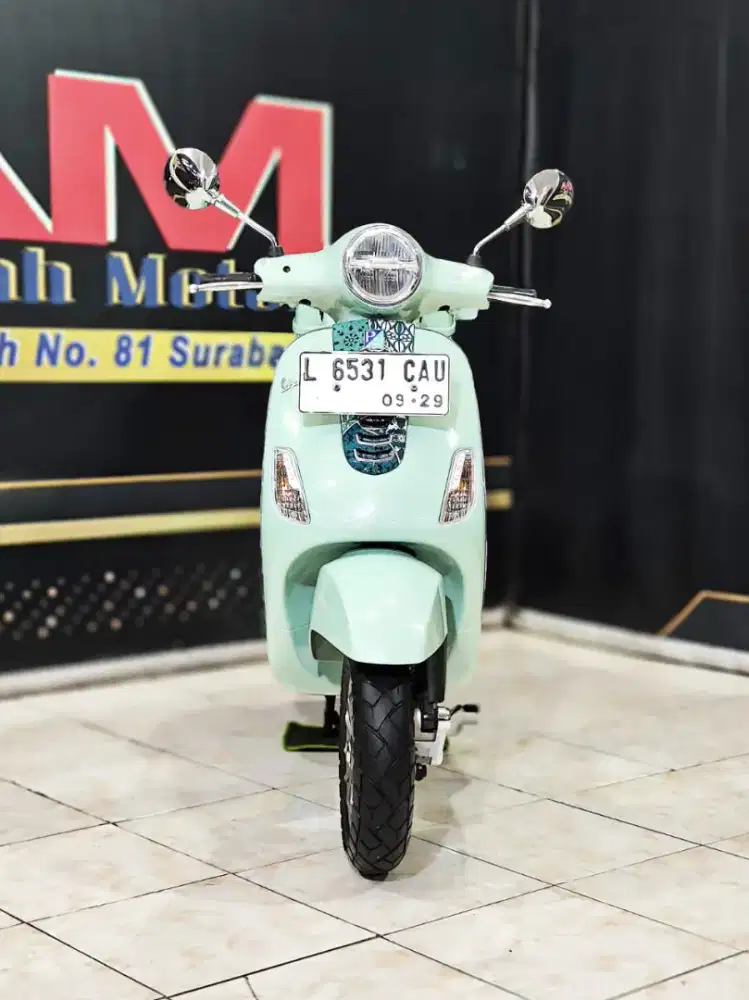 Piaggio Vespa LX 125 Batik series reg 2024 Anugerah motor rungkut