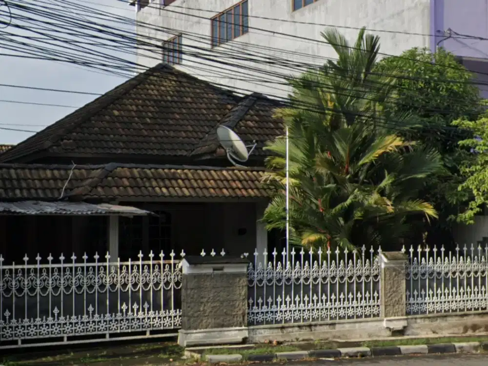 Rumah Dijual Lokasi Strategis Pinggir Jalan Utama Papandayan Semarang