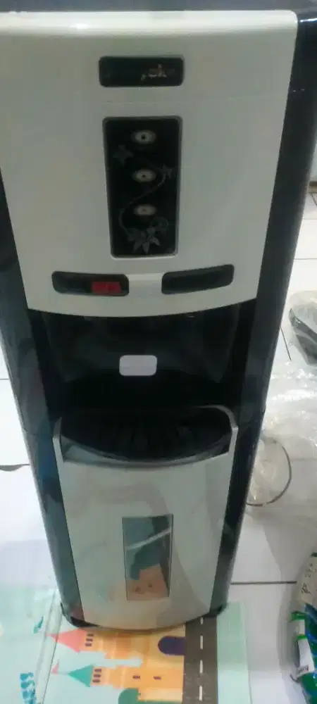 Dispenser galon bawah miyako