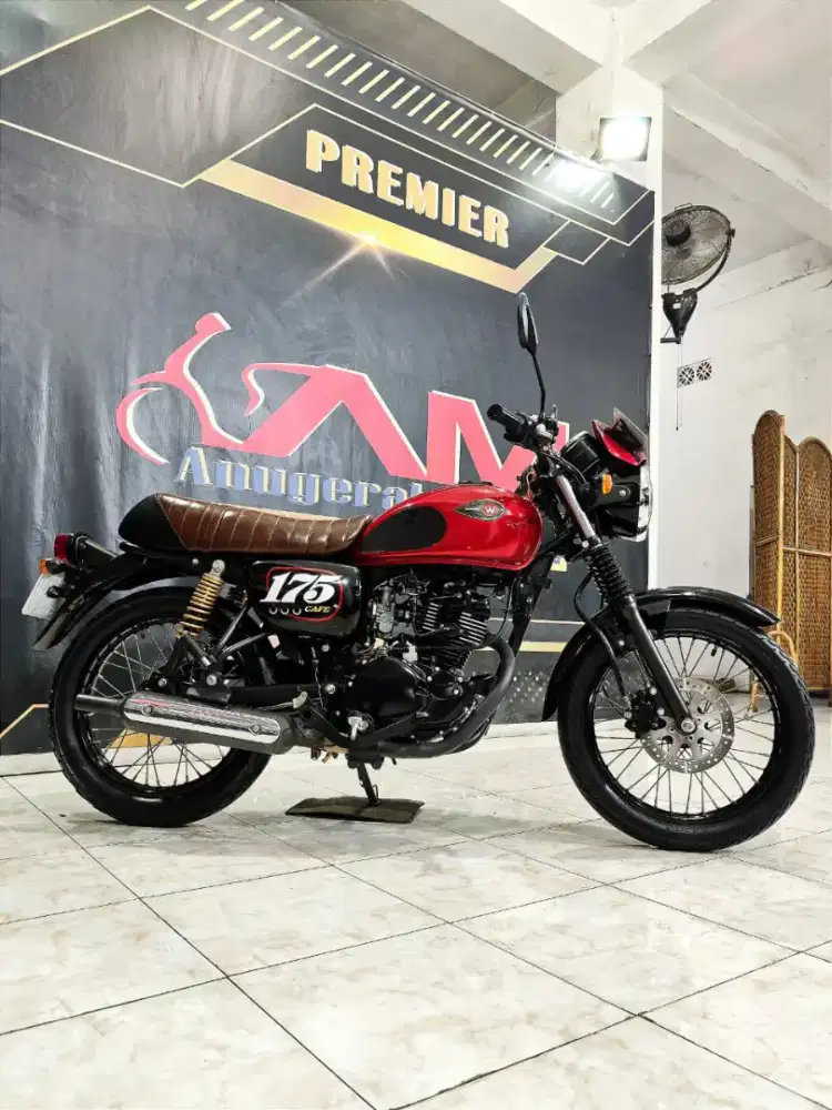 Kawasaki W175 Cafe TH 2019 red candy surat panjang