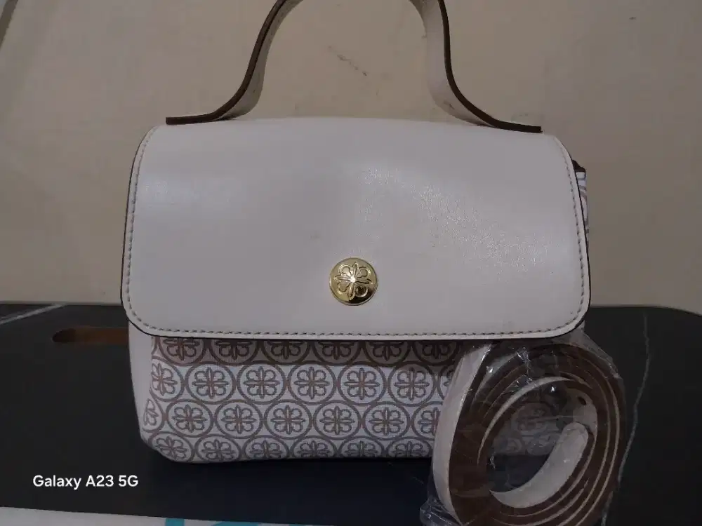 DI JUAL TAS LES CARINO