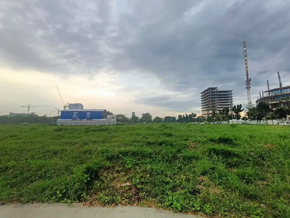 Kavling Komersial Wallstreet Avenue PIK 2 3009m2 Hadap Jalan Raya