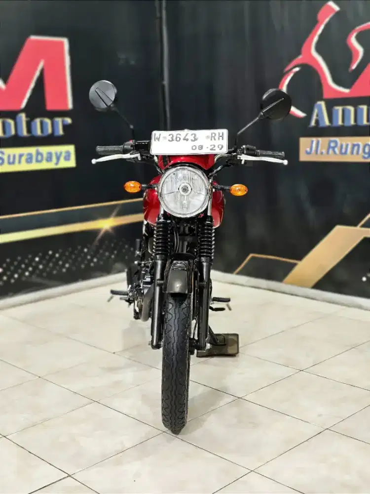 Dp mulai 4jt an Kawasan W175 Cafe TH 2019 red candy sipp