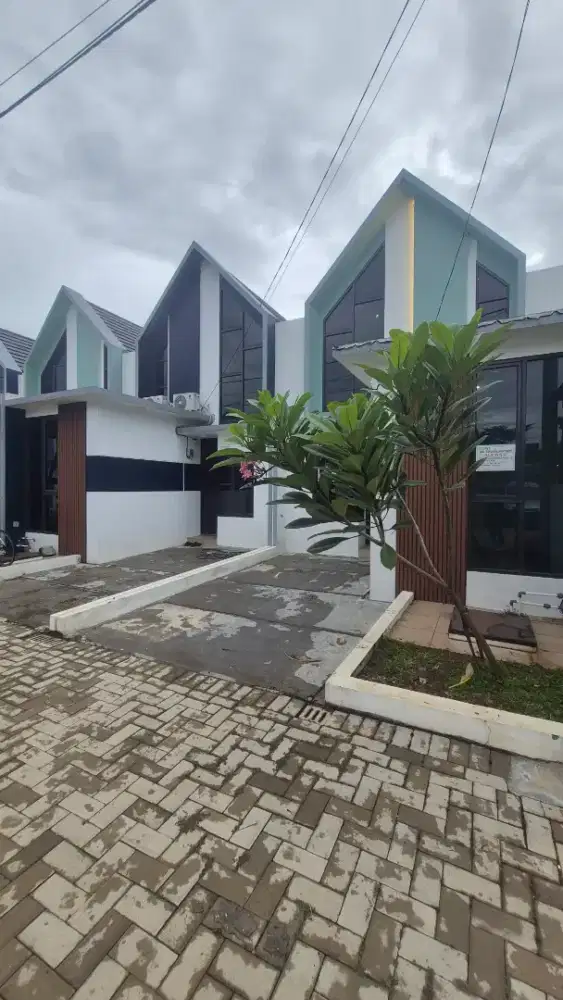 Rumah take over/over kredit lokasi  Cluster Aryana Karawaci tangerang