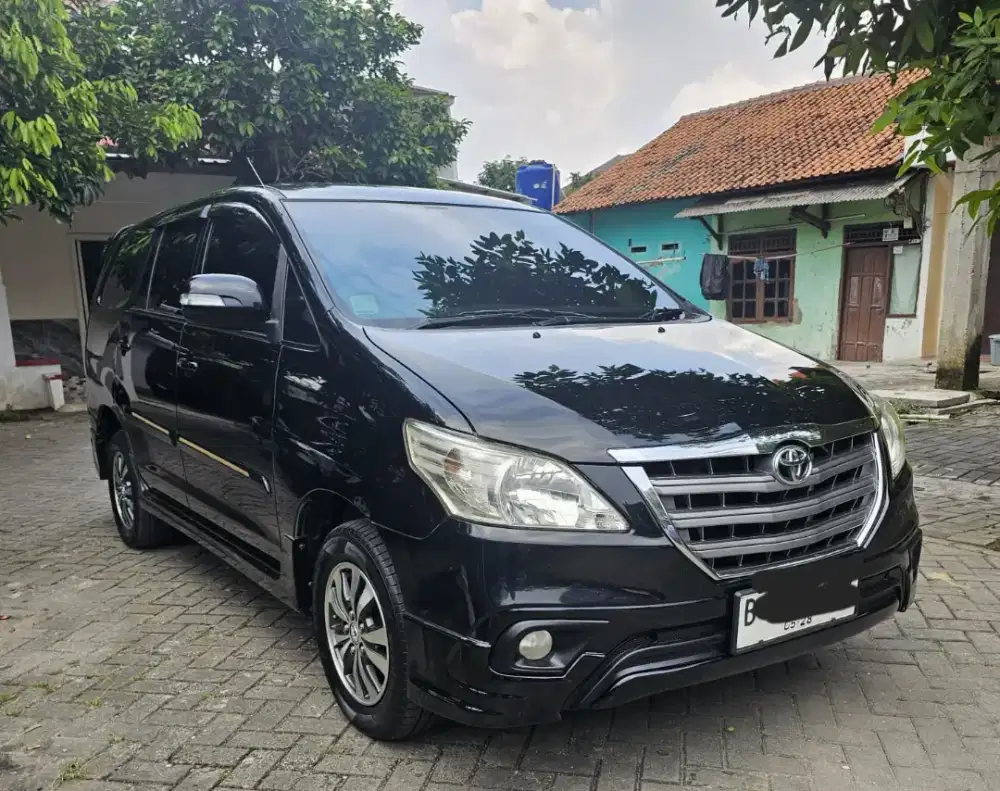 KIJANG INNOVA 2.0 G LUXURY AT 2015