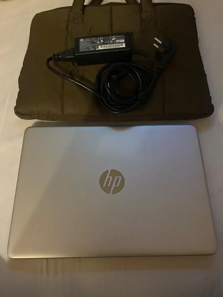 Jual murah laptop bekas HP (pemakaian pribadi)