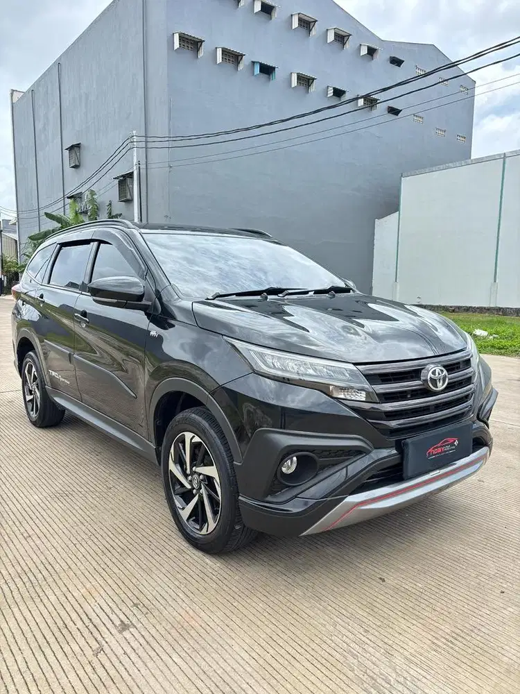 Toyota Rush 1.5 S TRD 2018 ( Hitam Metalik )