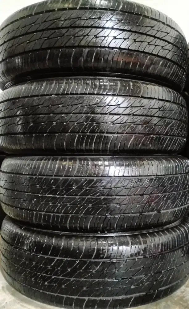 Ban Dunlop ST20 grandtrek Rush , Terios , Innova