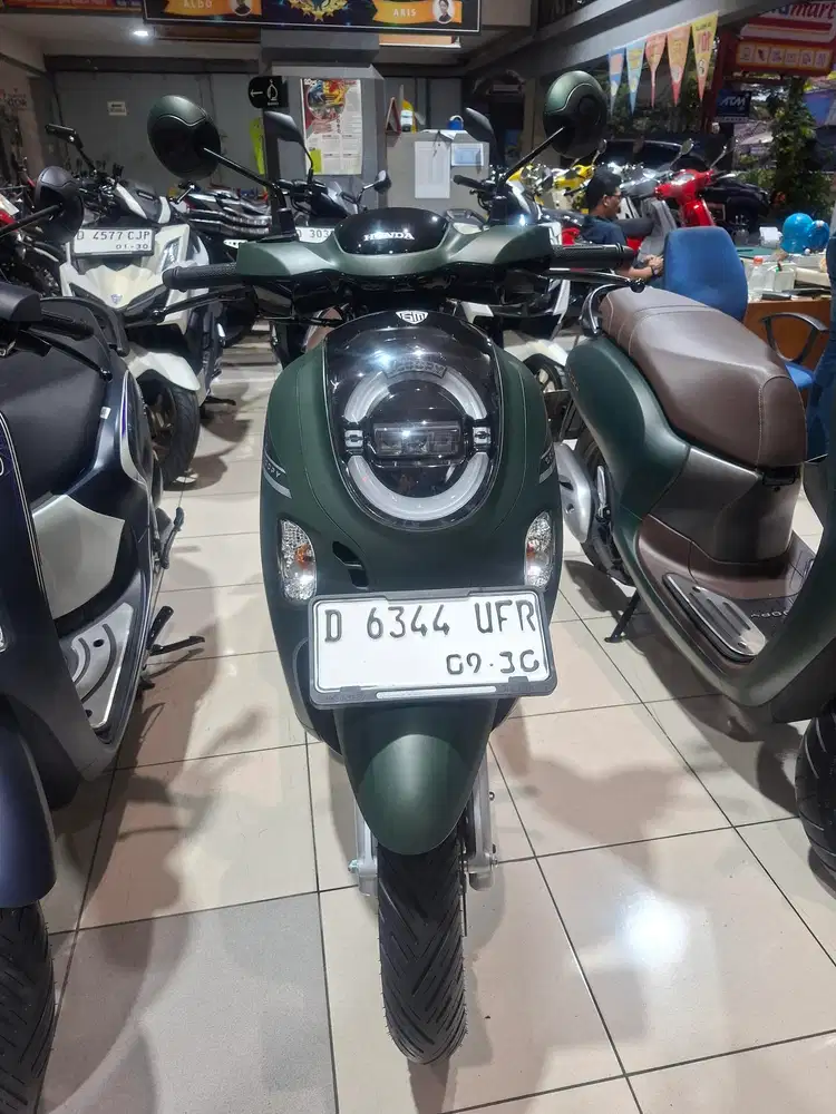 ALL NEW SCOOPY PRESTIGE 2025 - SRI SANJAYA MOTOR