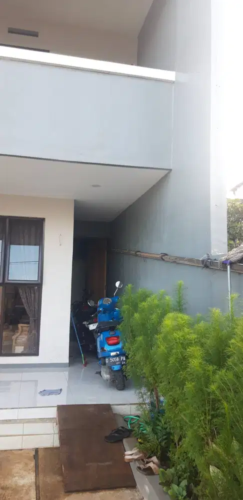 Rumah tingkat harga sahabat