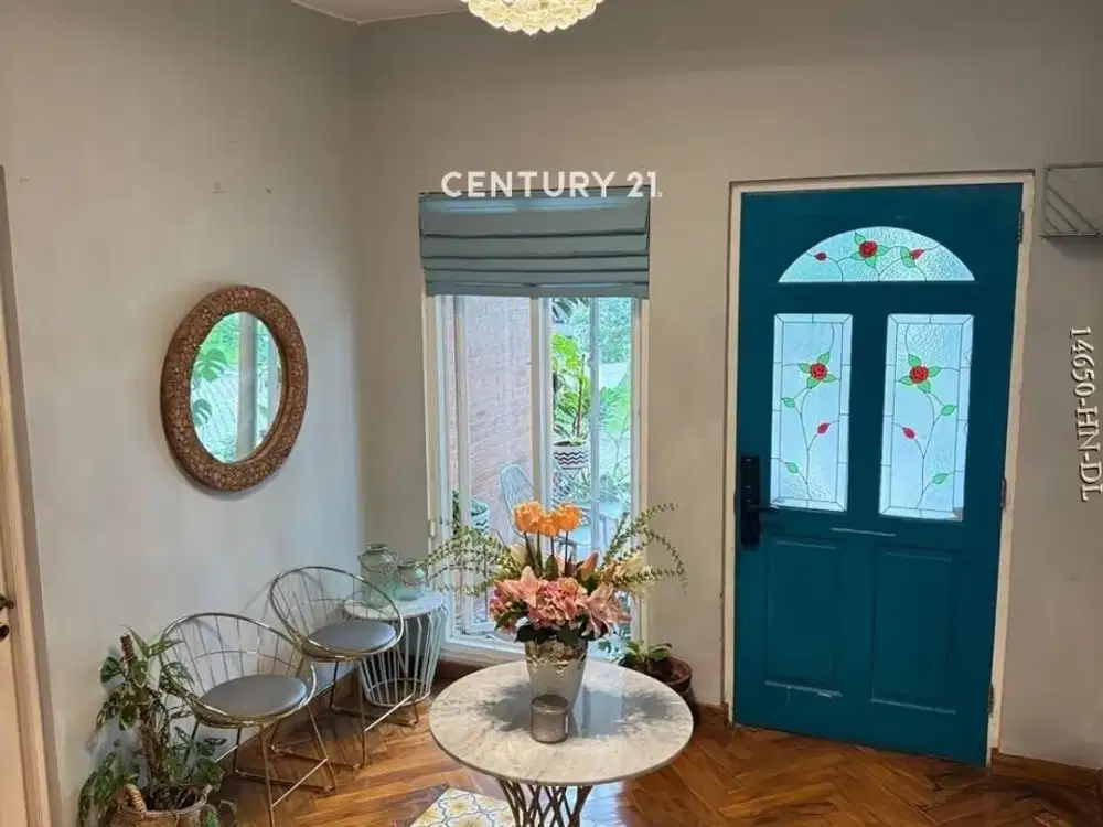 Rumah dijual siap huni furnished di Discovery Bintaro Jaya