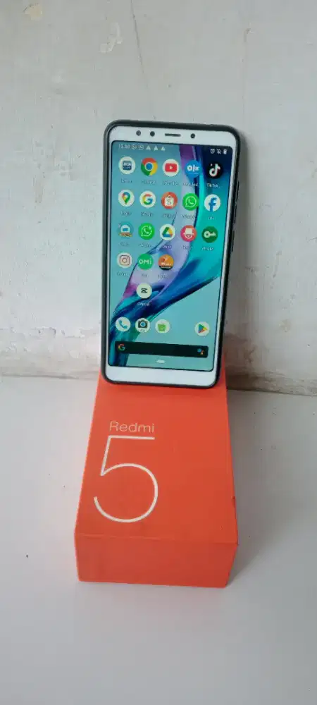 Redmi 5 3/32GB & Box