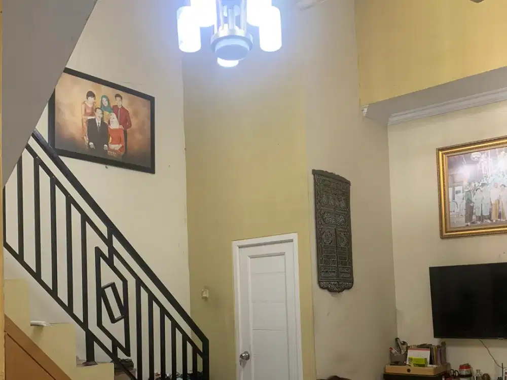 Dijual Rumah 1M an lokasi mepet UI 10 menit ke pintu tol kukusan