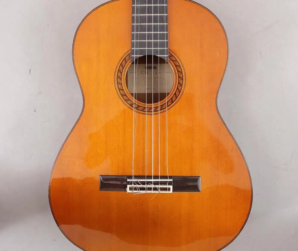 GUITAR, acoustic, Yamaha CG-120 Vintage
