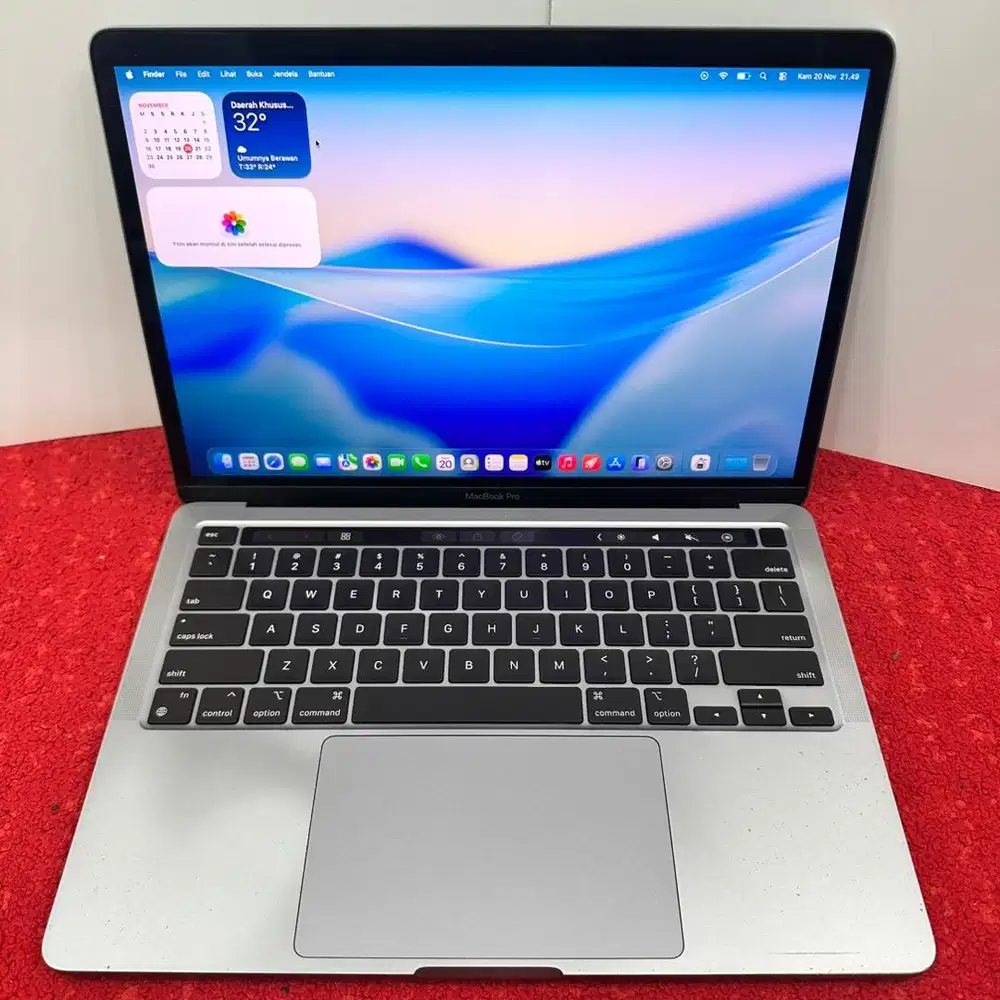 Macbook Pro 13 inch, M2 2022 MNEH3