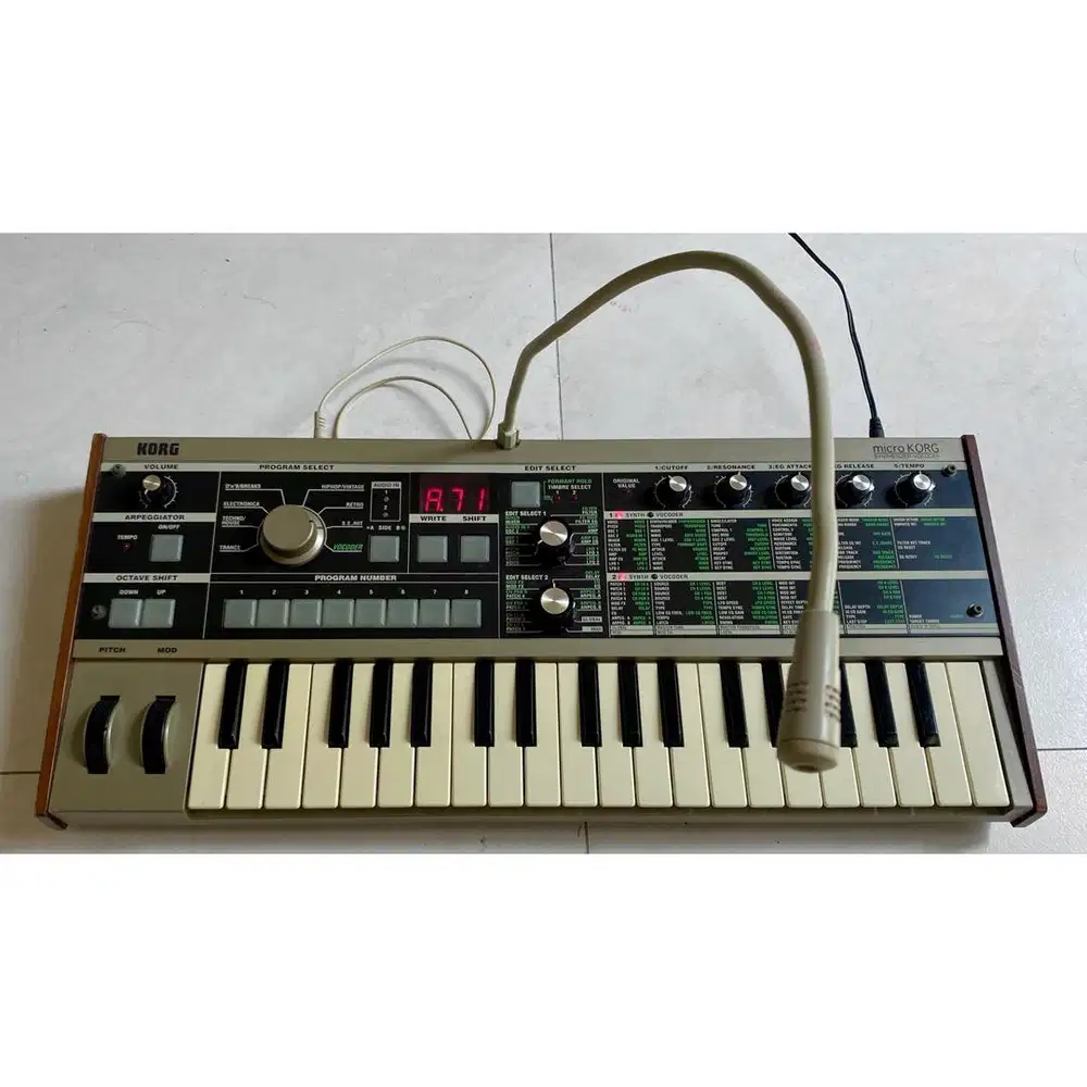 Korg Microkorg MK1 Synthesizer Synth Vocoder