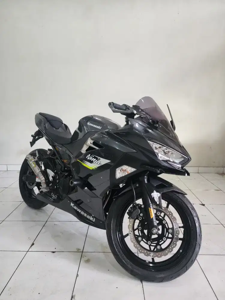 KAWASAKI NINJA 250 FI 2025