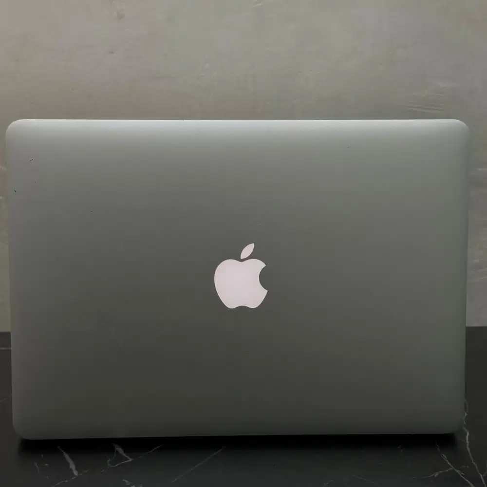 Macbook air 2017 8/128gb normal unit sama charge