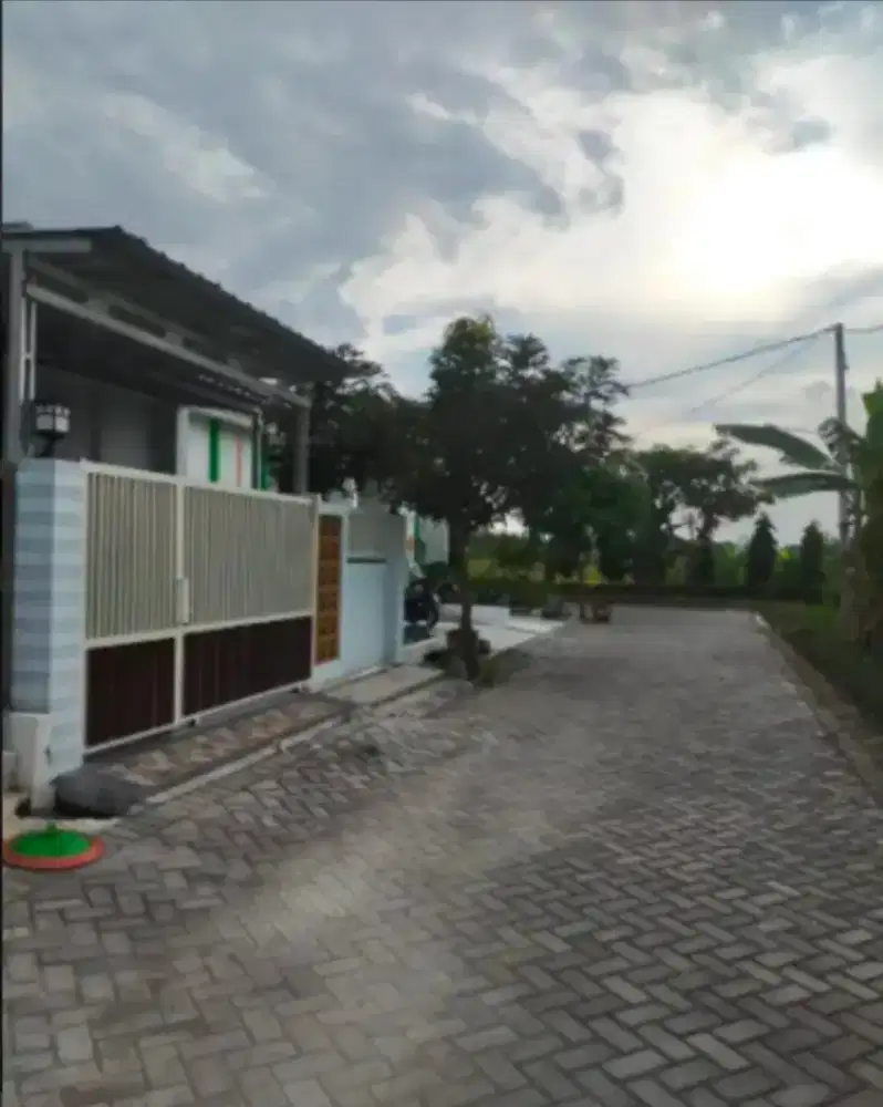Rumah dijual atau di sewa