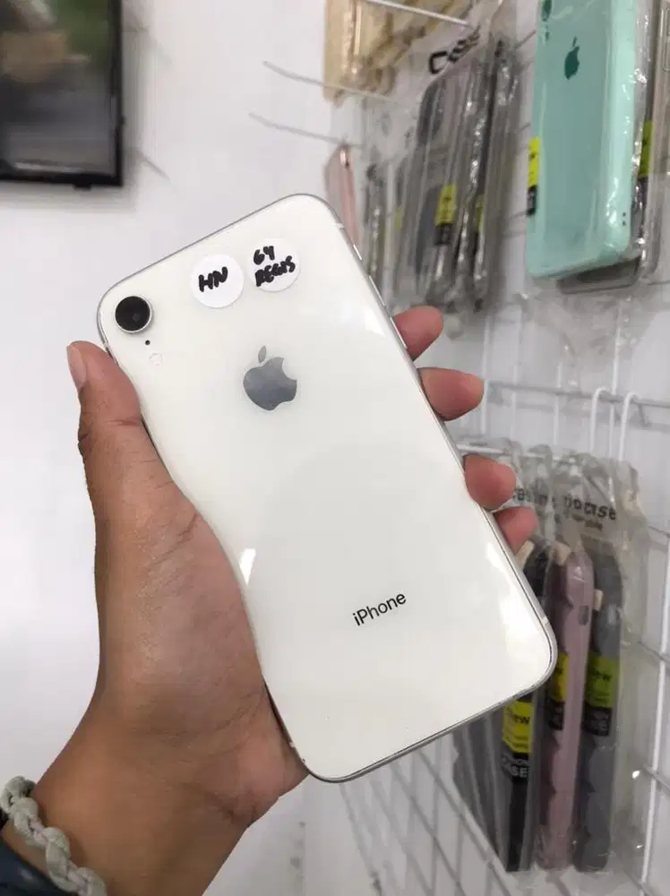 Dijual XR 64Gb Regis White