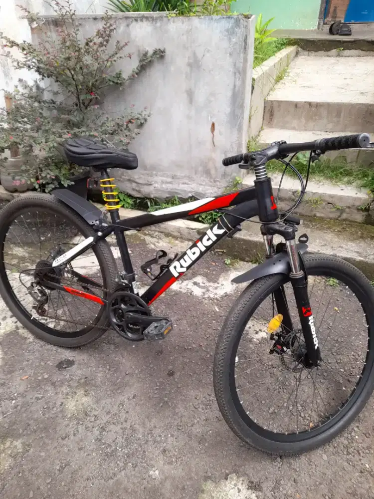 Sepeda gunung 26 merk RUBICK R7.0  hitam