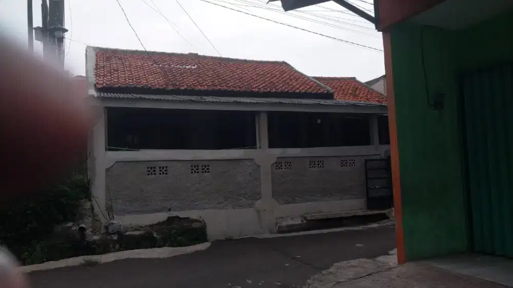 Dijual Rumah plus kontrakan Pondok Benda, Pamulang, lokasi strategis