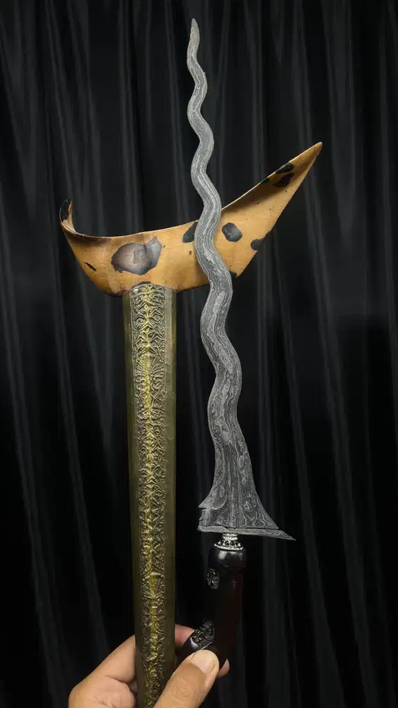 KERIS SENGKELAT LUK 13 PAMOR NGULIT SEMANGKA TANGGUH MATARAM