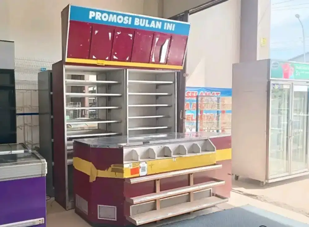 BLACKWALL + MEJAKASIR