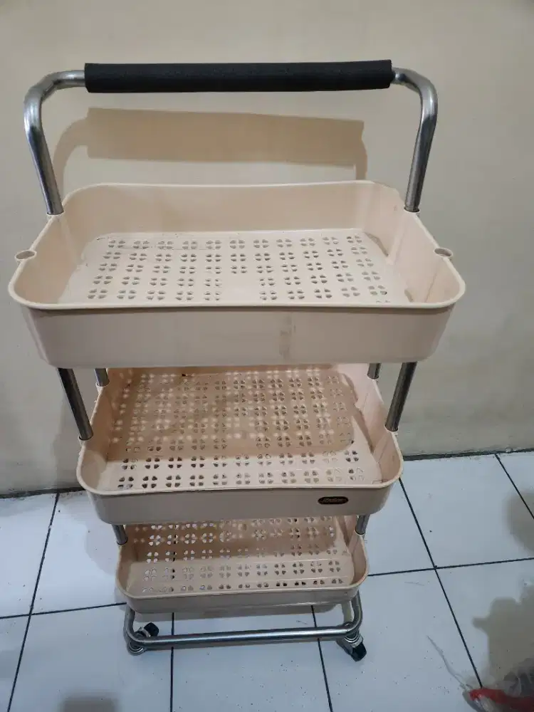 Trolley/Rak untuk di klinik, salon atau rumah, 3 tray