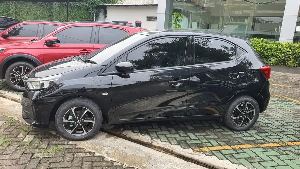 Honda Brio 2025 Bensin