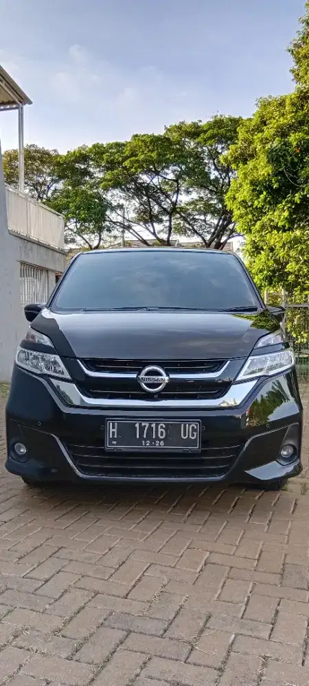 Nissa Serena x 2.0 AT nopol H