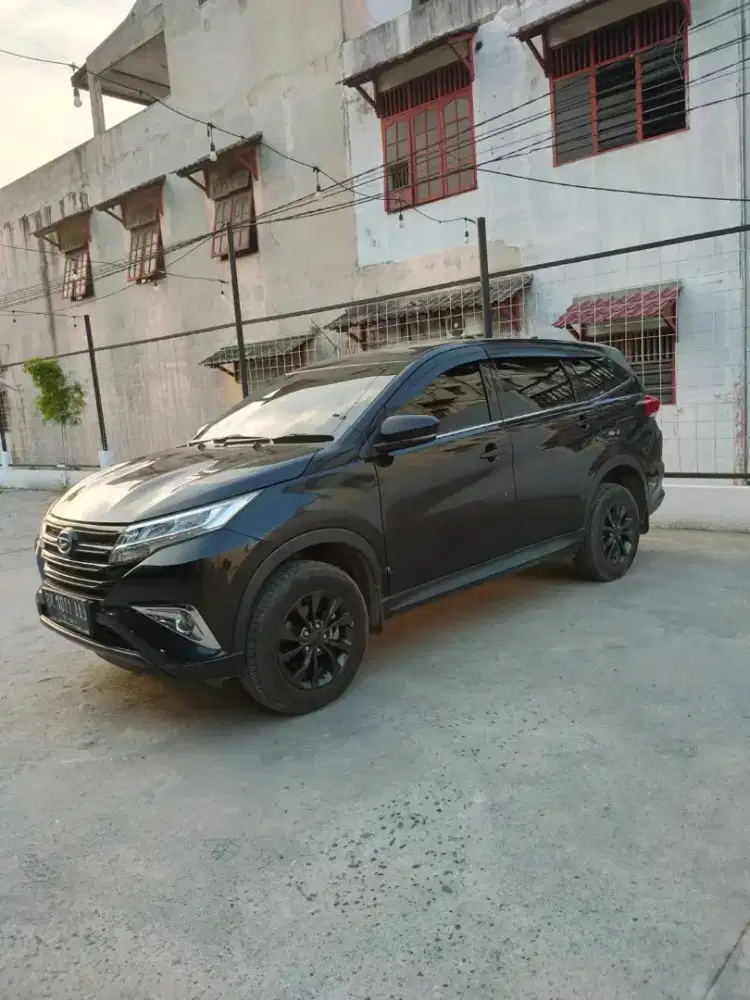 Mobil Daihatsu Terios X Deluxe