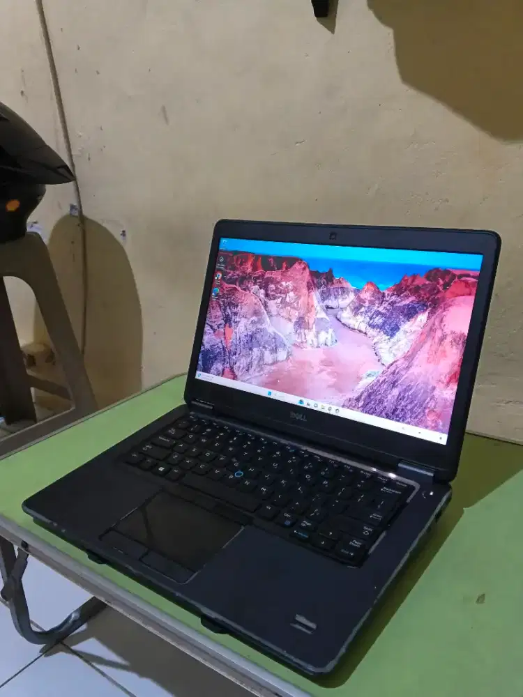 Laptop Dell Latitude E4750 Intel Core i5 GEN 5