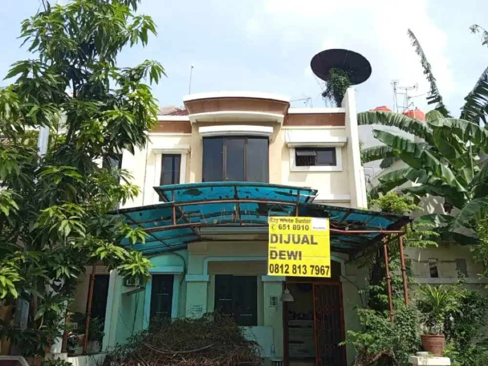 Rumah Sunter Medit Jalan Boulevard  6x18 m2 Hadap Selatan