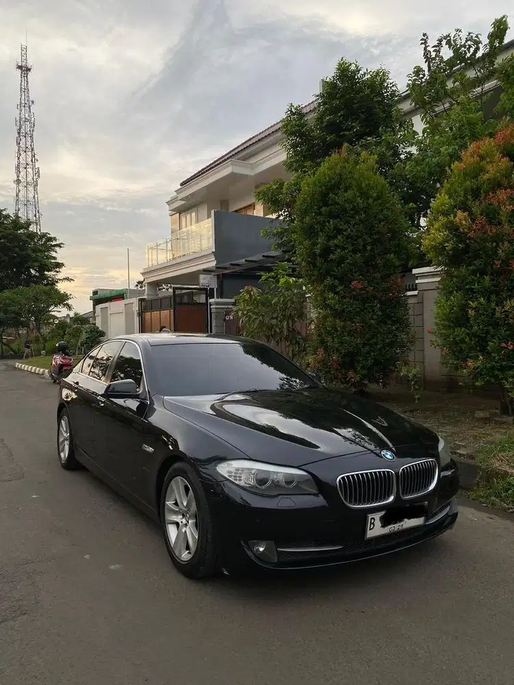 BMW F10 528i 2011 Sunroof Bs Tuker Tmbh