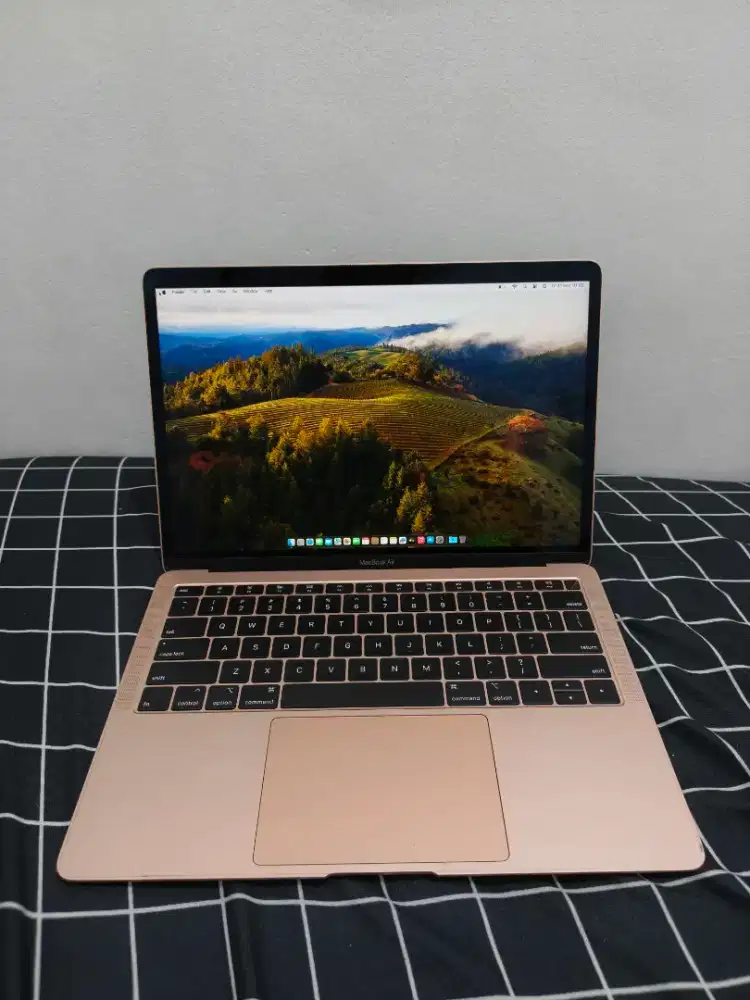 Macbook air 13 inch 2019 i5 8gb/256gb murah