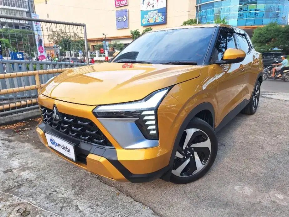 LOW DP Mitsubishi XForce 1.5 Ultimate Bensin-AT 2023 RYA
