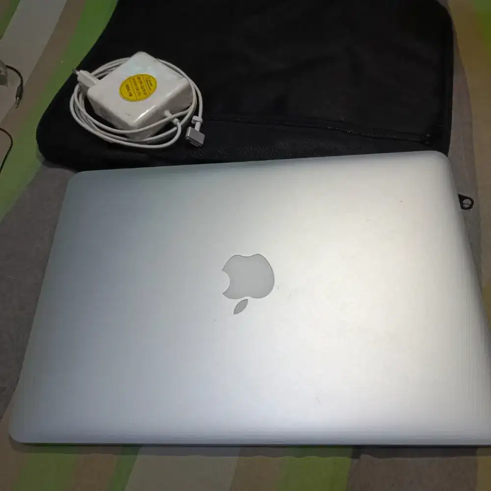 Macbook Pro I5 2015 Early neti