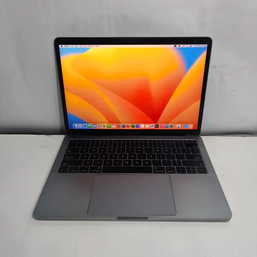Macbook pro 2017 Intel Core I5 Ram 16gb ssd 256gb