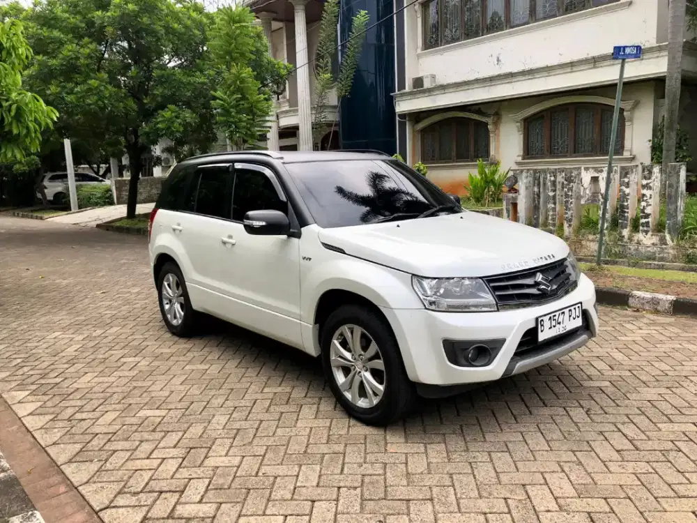 SUZUKI GRANDVITARA 2.4 AT 2015