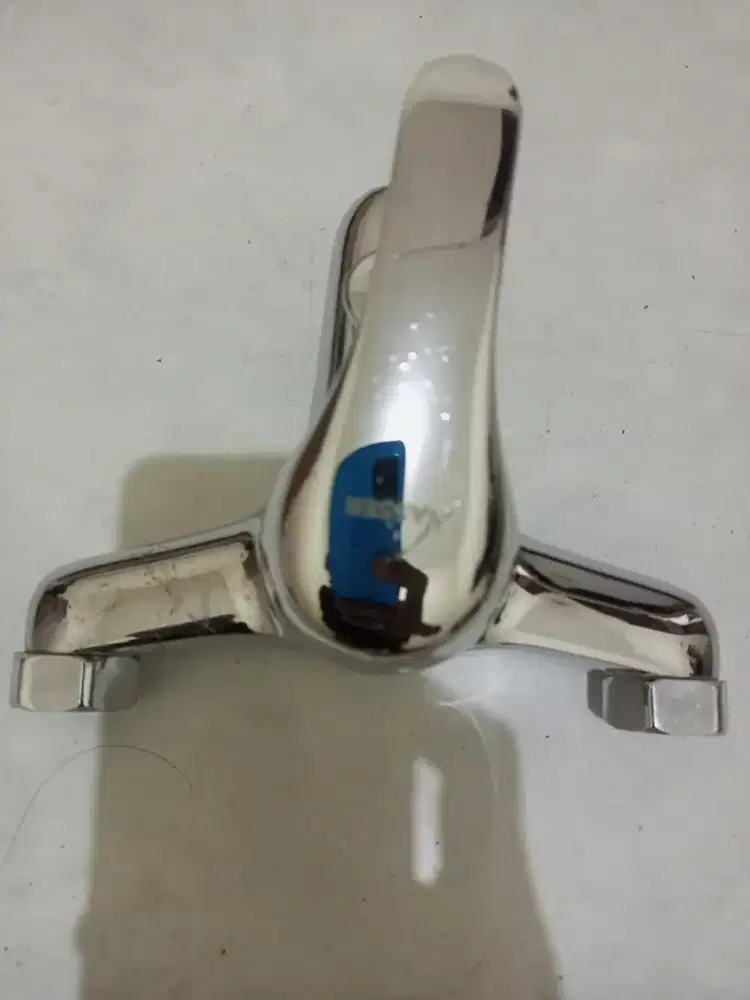 Kran air panas dan dingin wasser W1601