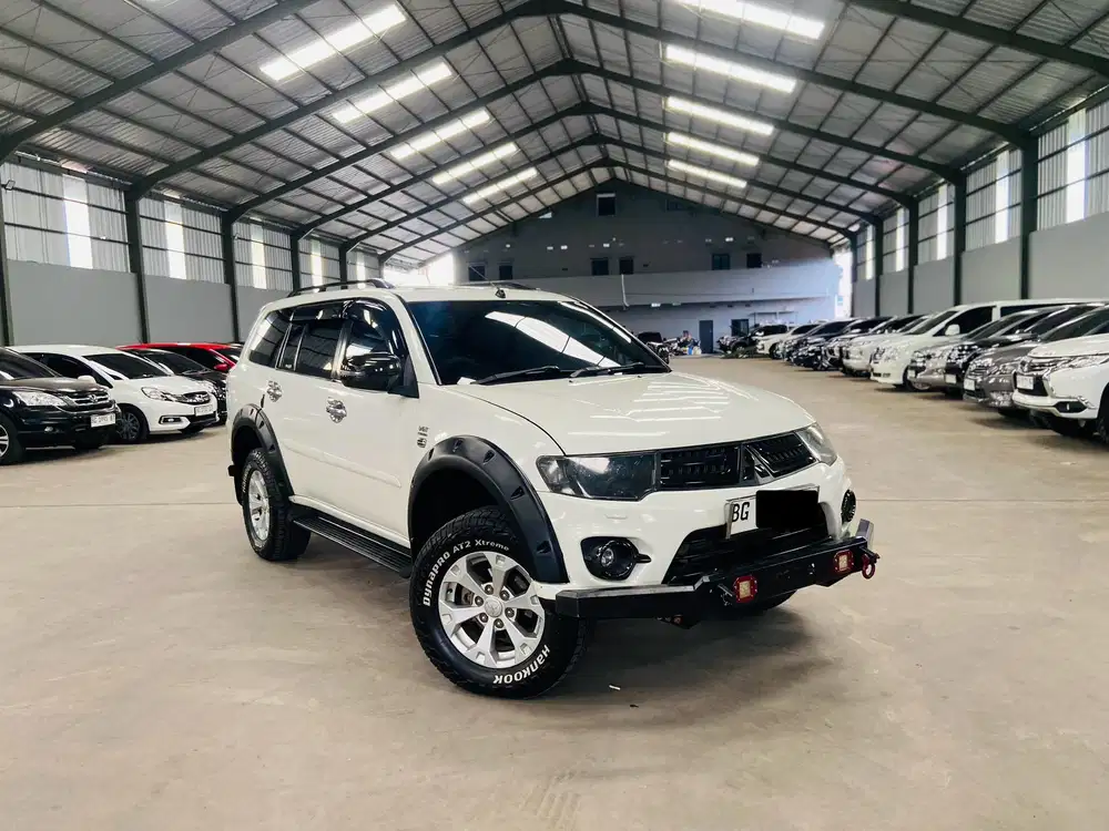 Pajero Sport Dakar 4X4 VGT 2014 / 2015 AT Matic, Super terawat