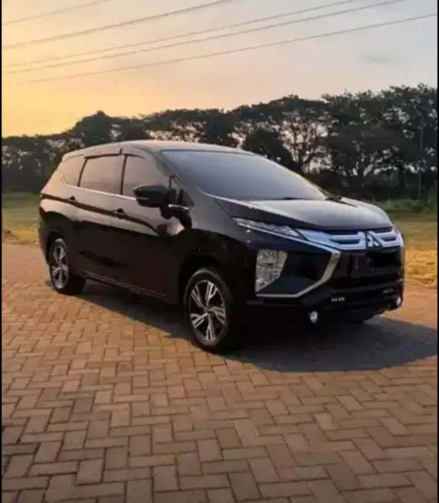 Xpander sport matic 2021 sangat bagus luar dalam tangan 1