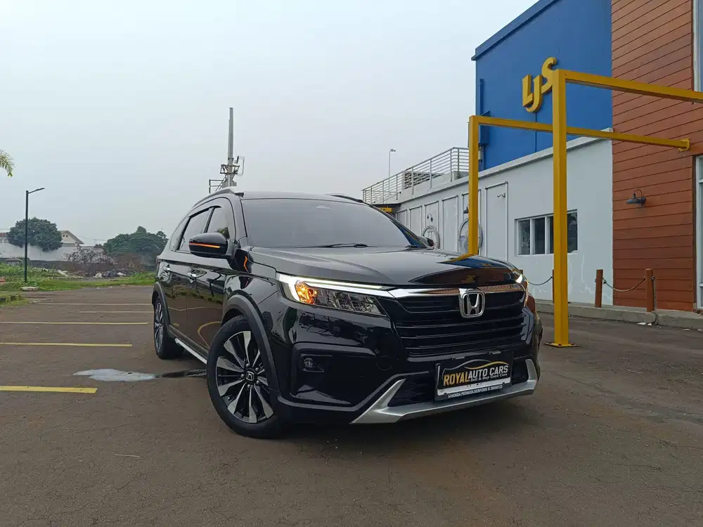 Honda BR-V 1.5 Prestige Sensing AT 2022 TANGAN PERTAMA SERVICE RECORD