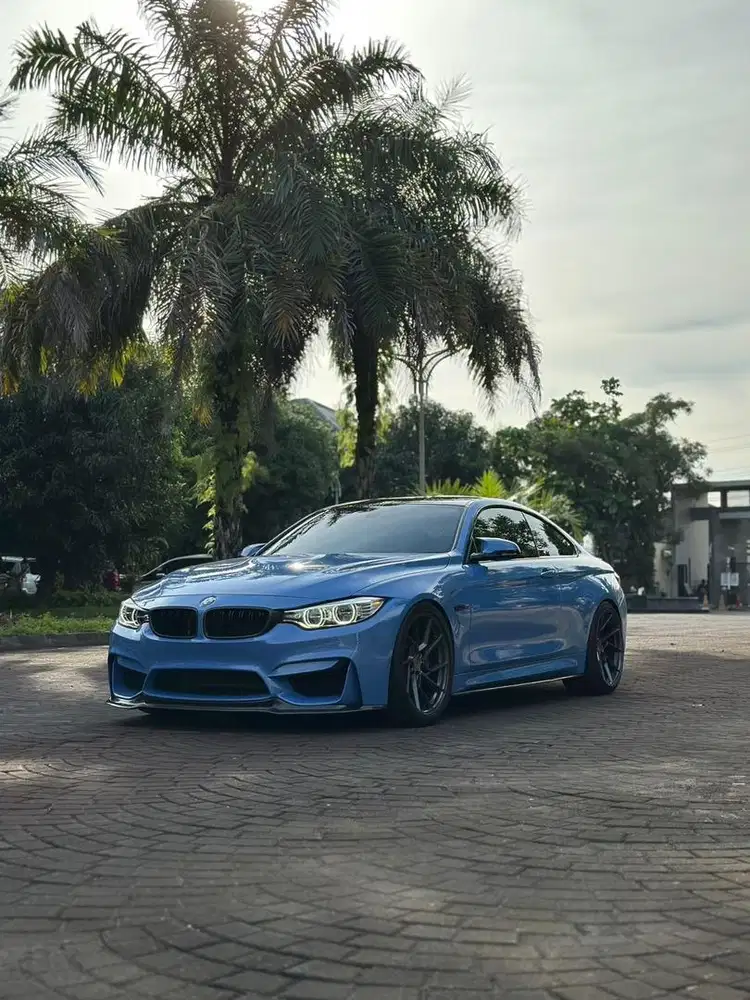 BMW M4 F82 COUPE 2015/14 LOW KM