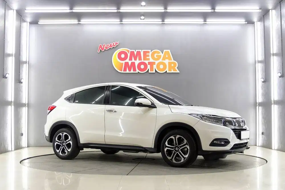 ANTIK HONDA HRV E SPECIAL EDITION 1.5 AT TAHUN 2020